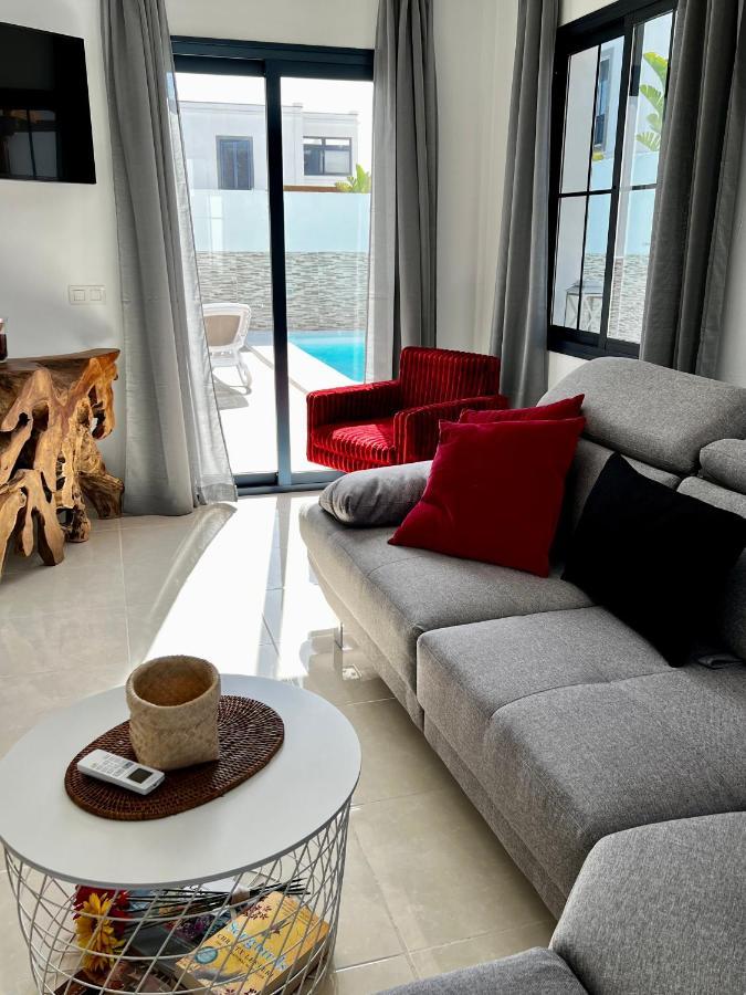Fashion Villa Vivalavida, Private Pool X Parking Плая Бланка Екстериор снимка
