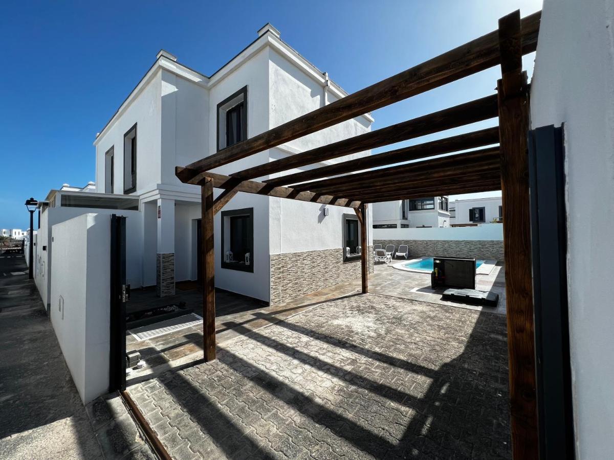 Fashion Villa Vivalavida, Private Pool X Parking Плая Бланка Екстериор снимка