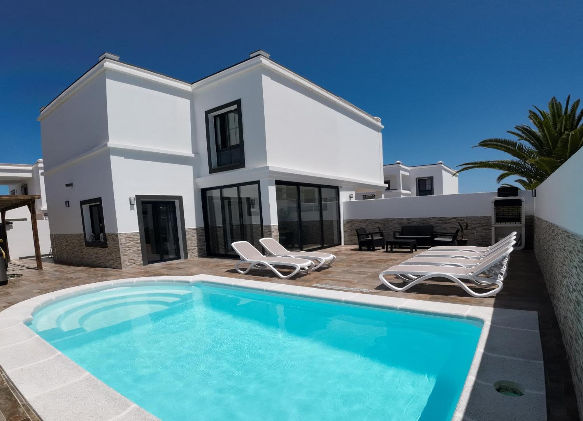 Fashion Villa Vivalavida, Private Pool X Parking Плая Бланка Екстериор снимка